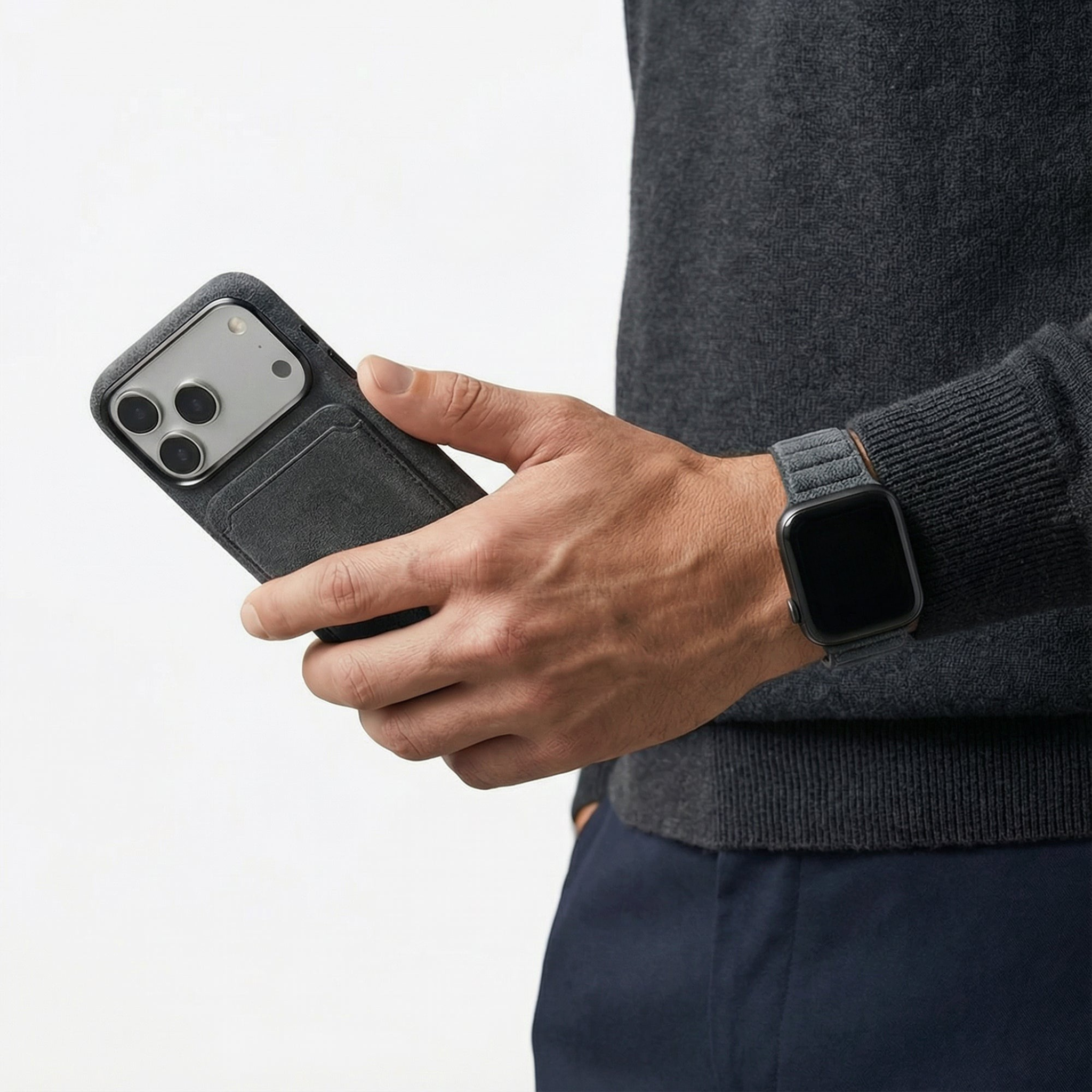 iPhone 17 Pro - Coque en Alcantara - Gris sidéral