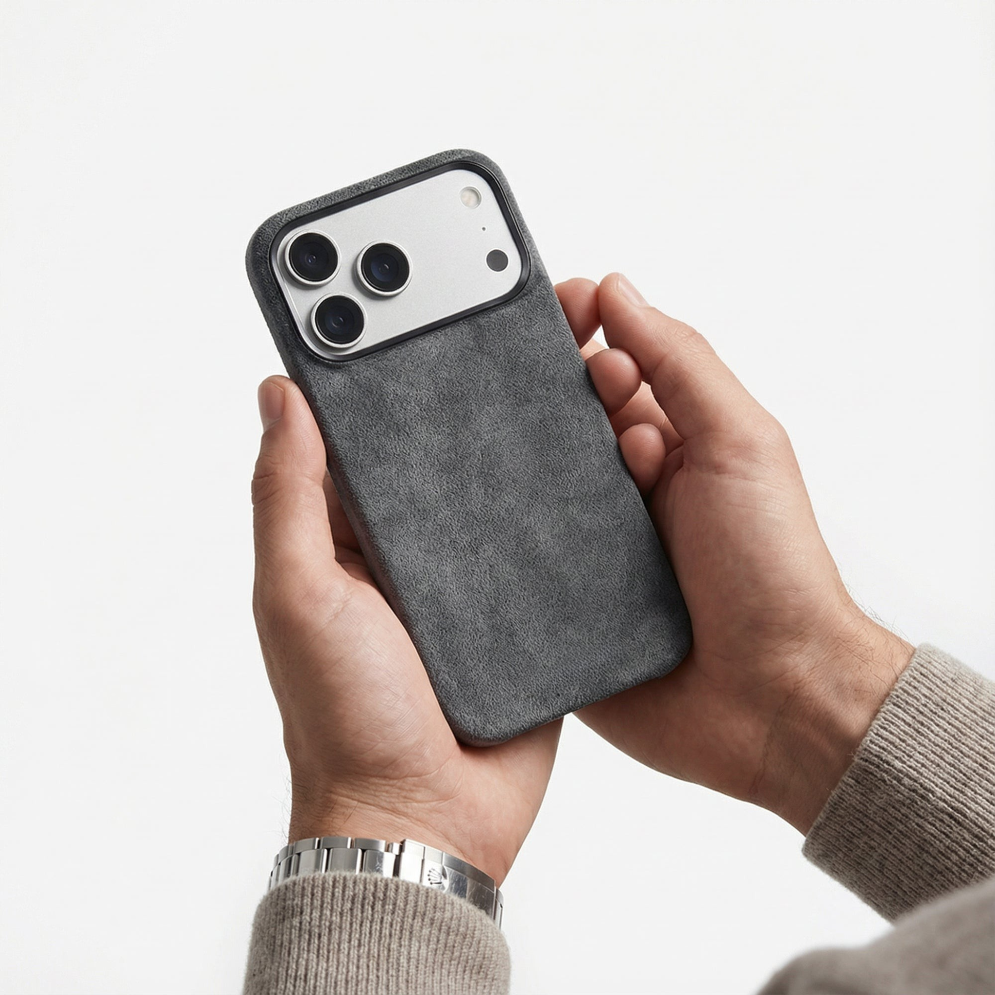 iPhone 17 Pro Max - Coque Alcantara - Gris sidéral